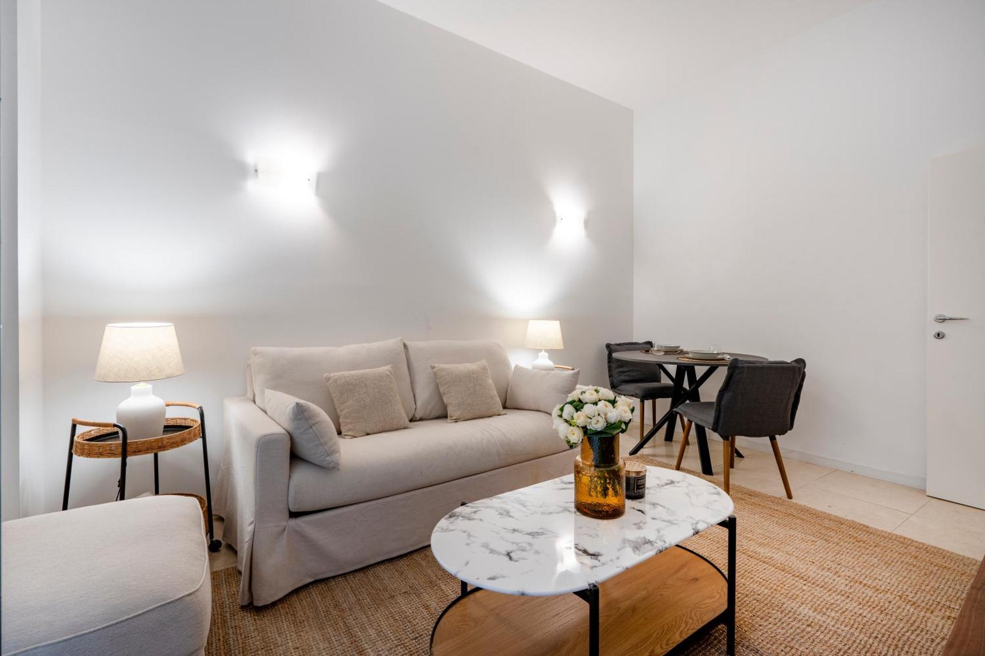 Apartment Luxury In Center Bari